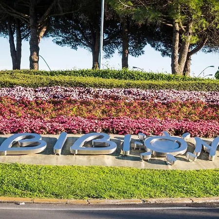 Relax On The Terrace Just 50 Meters From The Bibione