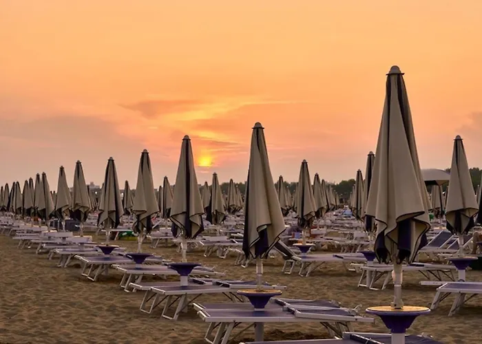 Relax On The Terrace Just 50 Meters From The * Bibione